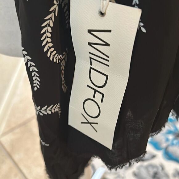 Wildfox Women's Signature Black Wrap Scarf Creasant Logo Fringe Hem New - Picture 2 of 7